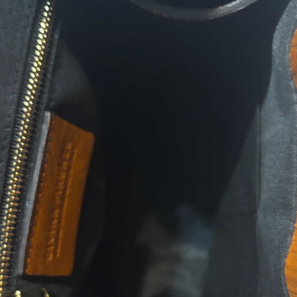 Divina Firenze Genuine Leather Shoulder Bag - Picture 9 of 9